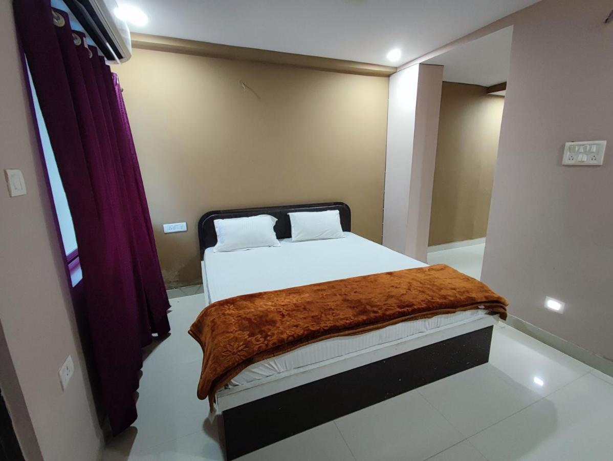 Hotel Kanha Shyam Madhubani Ngoại thất bức ảnh