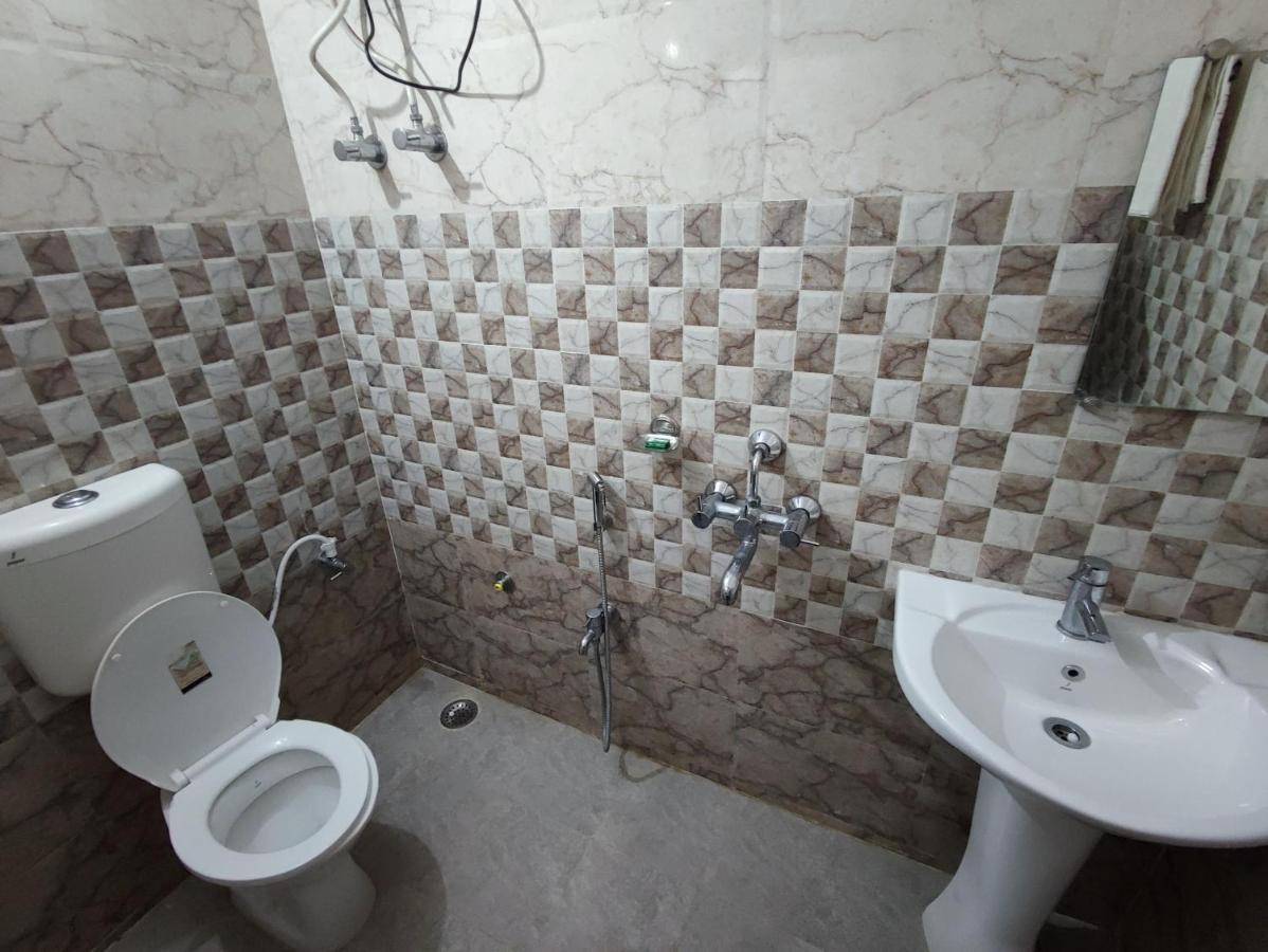 Hotel Kanha Shyam Madhubani Ngoại thất bức ảnh
